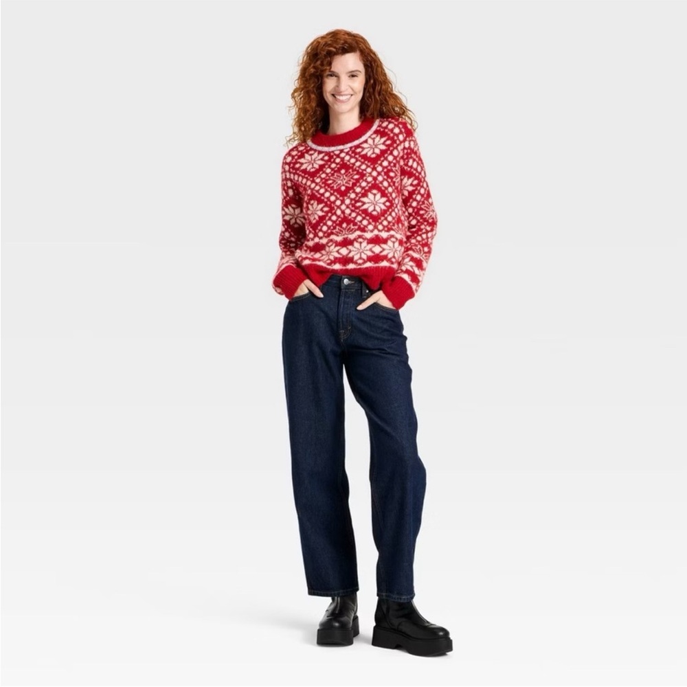 NWT Universal Thread Alpine Snowflake Red and White Knit Sweater